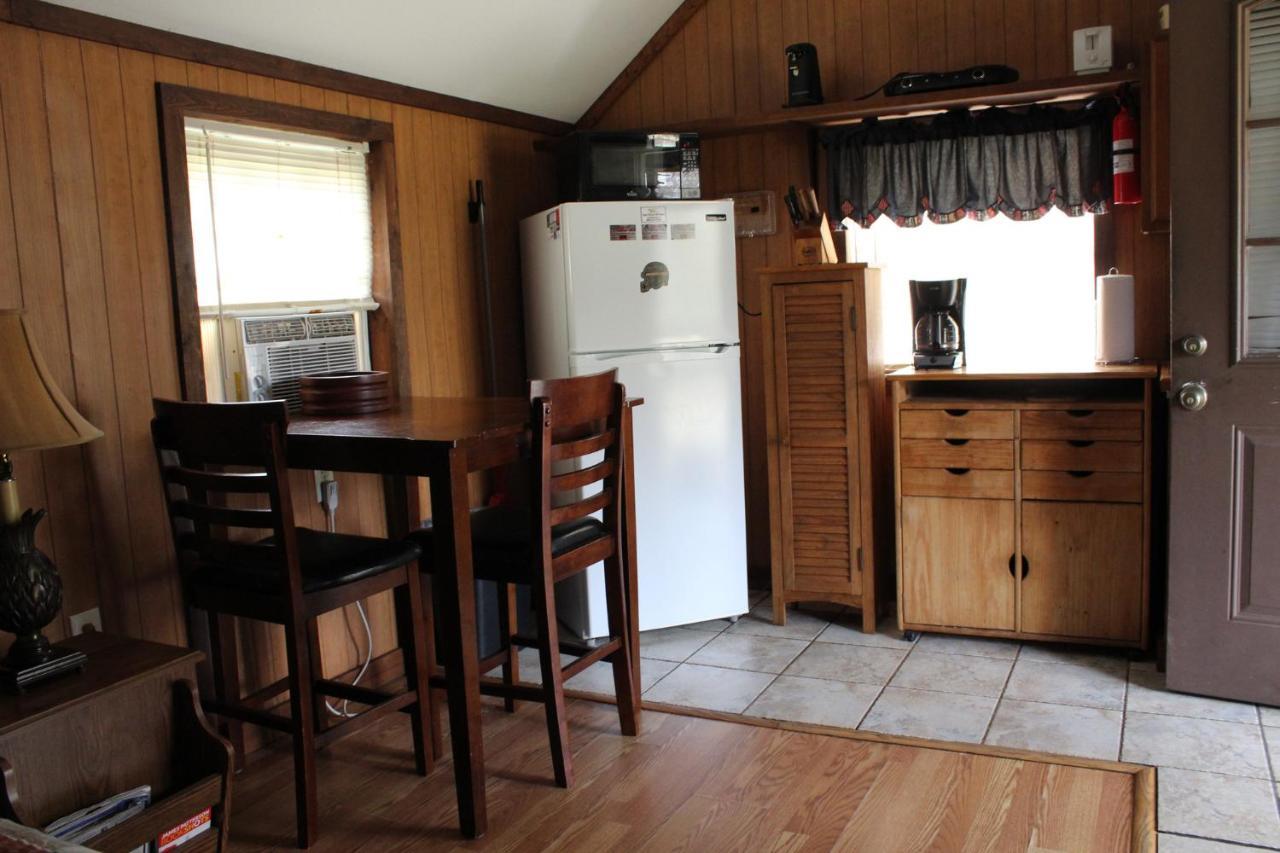 Berry Creek Cabins Isabel Exterior photo